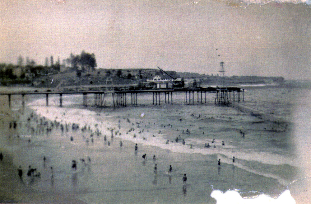 Coogee Ocean Pier, looking north