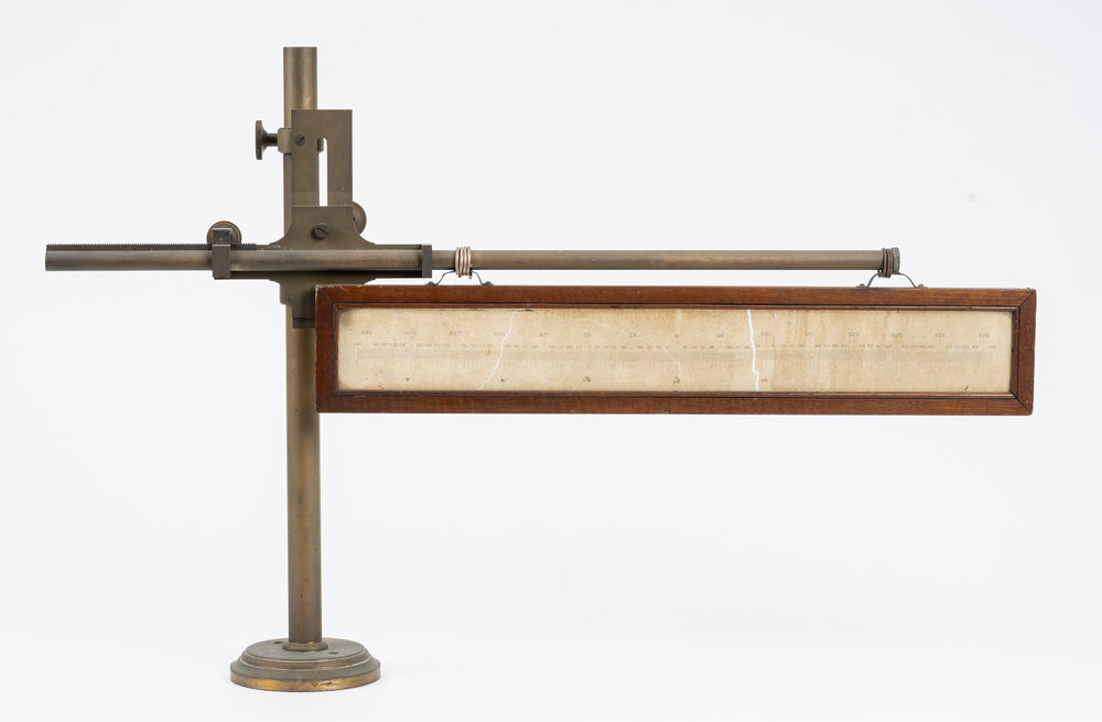 Reflecting galvanometer scale on stand 