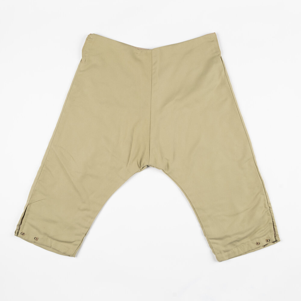 Pants, three quarter length