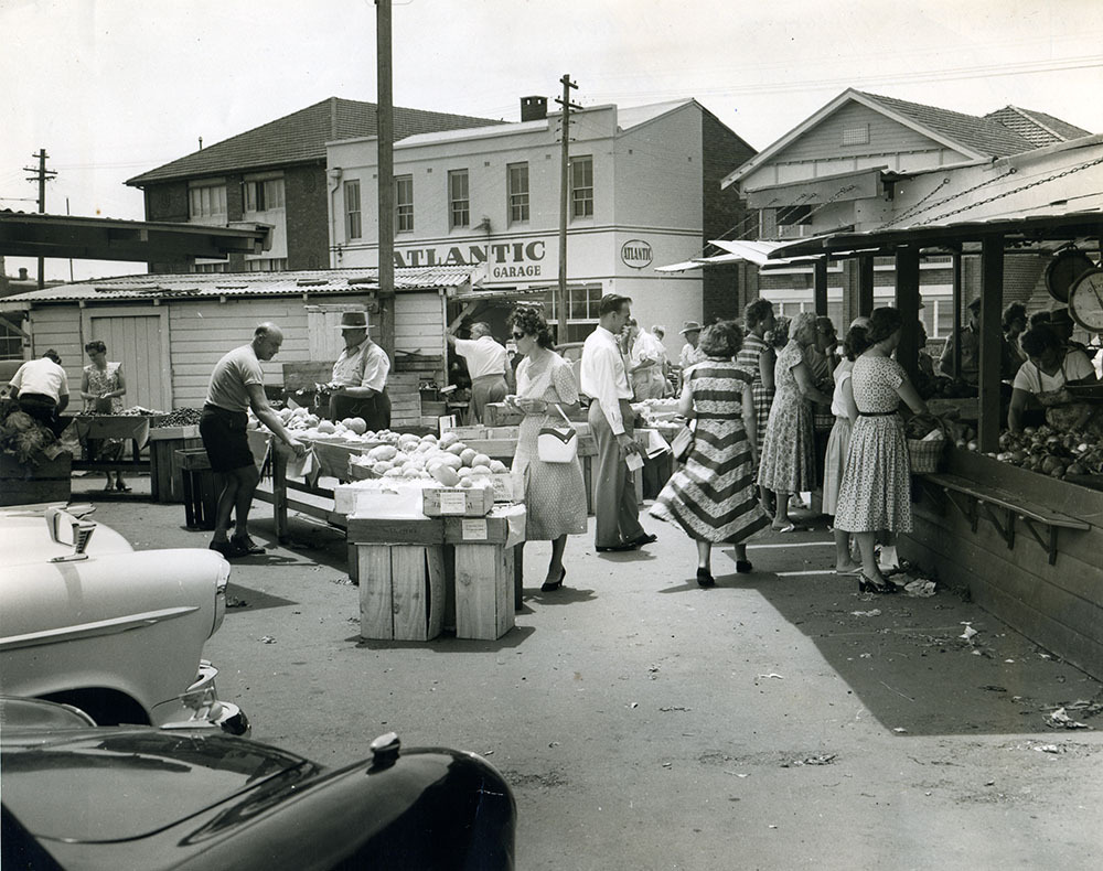 Council markets at Kingsford