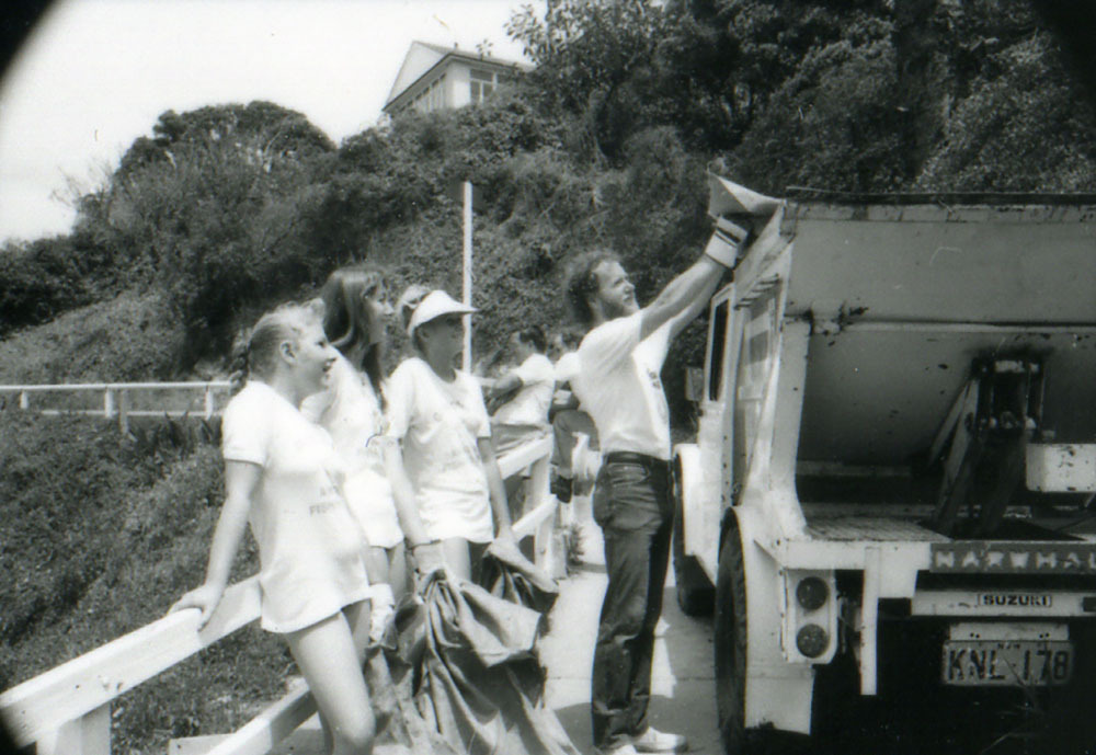 Do The Right Thing - Litter clean up week activities (photo 31)