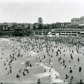 Looking south-west from the Coogee Pier