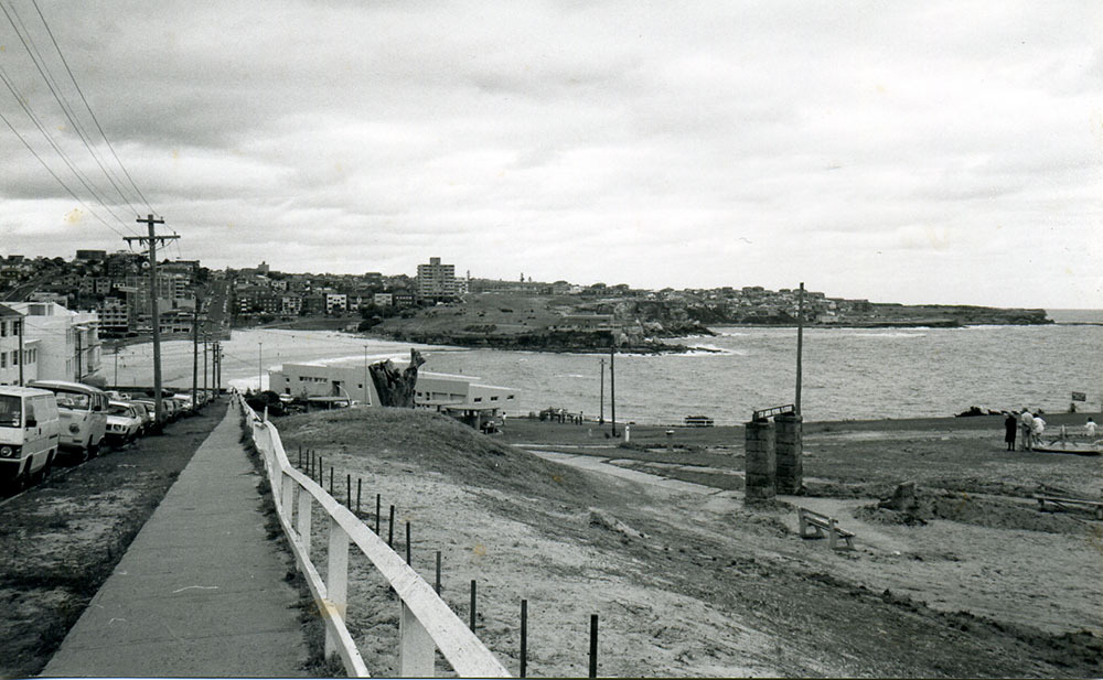 Looking north across Coogee Bay