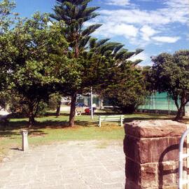 Entrance to John V. Dick Reserve