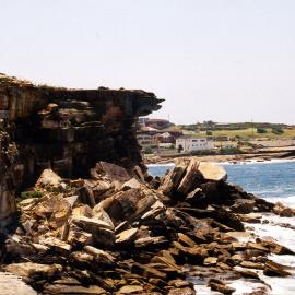 Cliff face in Dunninham Reserve