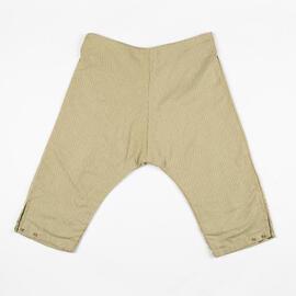 Pants, three quarter length