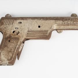 Toy pistol