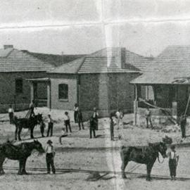Construction of the soldiers' settlement at Matraville