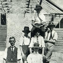 School boy volunteers at the Soldiers settlement, Matraville