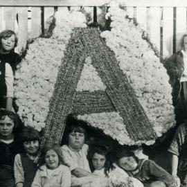 Anzac Day Wreath made by students at Long Bay School