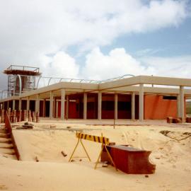 The construction of the Maroubra Beach Pavilion looking south-west