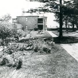 Newmarket House