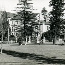 Prince of Wales Hospital from High Cross Park, Randwick