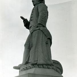 Close up view of the Captain Cook statue, Randwick