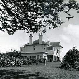 Newmarket House