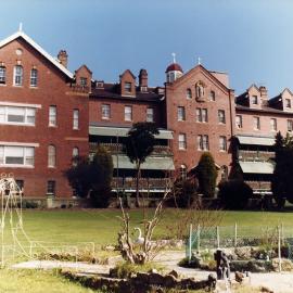 Original nursing home on Market Street