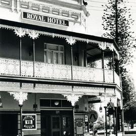 Royal Hotel, Randwick