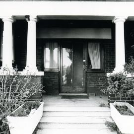172 Avoca Street, Randwick: front entrance (Photo 5/19)