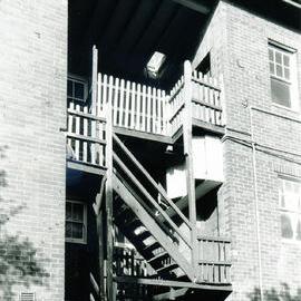 176 Avoca Street, Randwick: outside stairs (Photo 6/11)