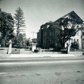 Blacket Building, Prince of Wales Hospital, left side view