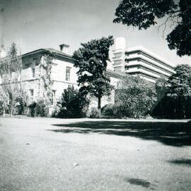 Blacket Building, Prince of Wales Hospital, right side view