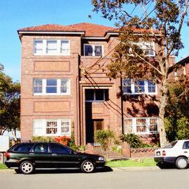 1 Bishops Avenue