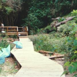 Completed walkway in Fred Hollows Reserve