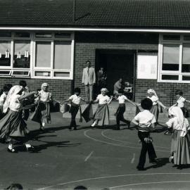 Greek dance at Maroubra Junction Primary School