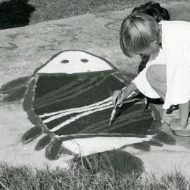 Students from La Perouse Public School rock painting (photo 1)