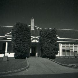 Entrance to Ward 3 of the Flowers Wards