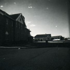 Yarra Bay House Streetscape