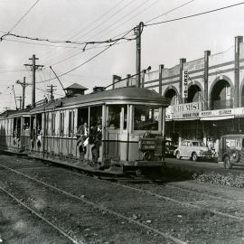 Tram in Kensington near Ascot Street