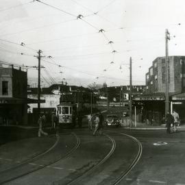 Tram on intersection of Clovelly and Frenchmans Road