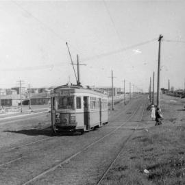 Tram near Minneapolis Crescent Maroubra