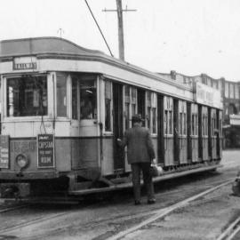 Tram at the Nine Ways Intersection, Kingsford